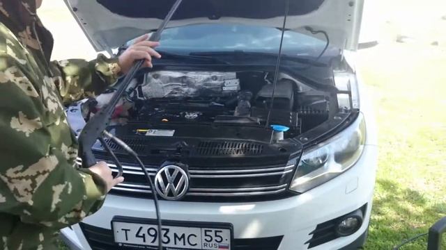 Моем подкапотку тигуана
