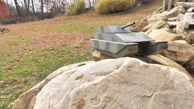 Giant B-25 Drops Bombs on Tanks смотреть онлайн