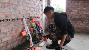 NERF WAR : SWAT Warriors Nerf Guns Fight Bandits Guards Dangerous Criminals Mask