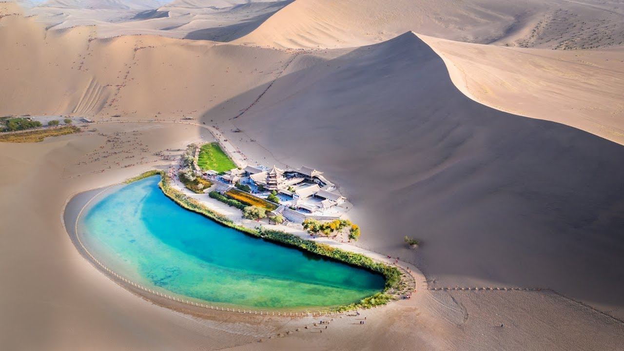 10 самых красивых оазисов в мире смотреть онлайн