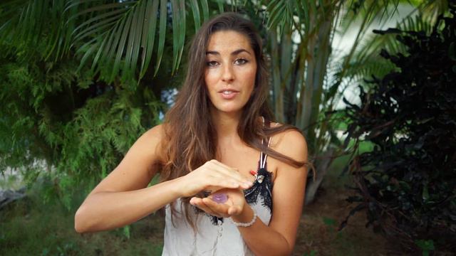 How to Feel Crystal Energy | Crystal Series E2 смотреть онлайн