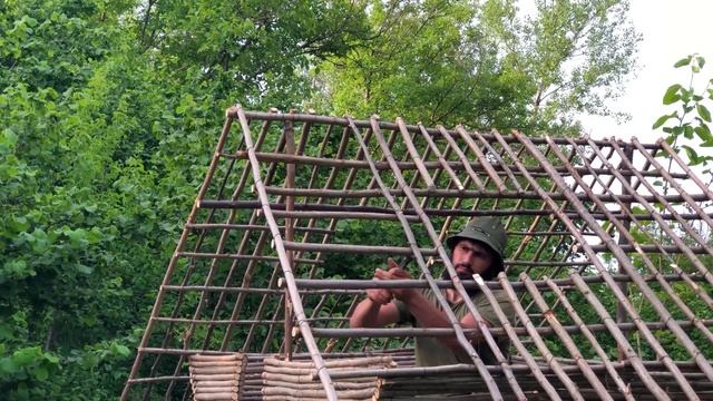 How to Build House on the Tree Method Grass Roof смотреть онлайн