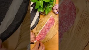 Розы из салями. Как быстро и легко сделать розы из колбасы.