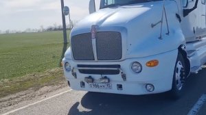 ГОНКА . KENWORTH T2000 CUM15 VS KENWORTH T2000 CAT15.  с места и с 40 км/ч.