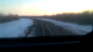 дорога железная, как ниточка тянется