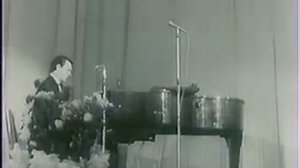 Дивлюсь я на небо та й думку гадаю  - українська пісня у виконанні Мусліма Магомаєва