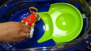 ИНФИНИТИ НАДО РАЗНОСЯТ НОВЕНЬКУЮ BEYBLADE АРЕНУ