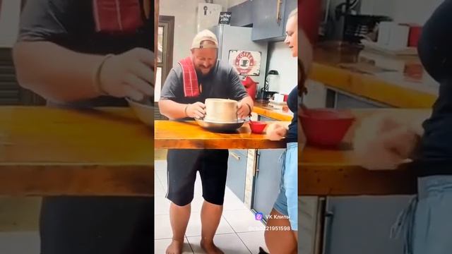 мишлен ему смотреть онлайн