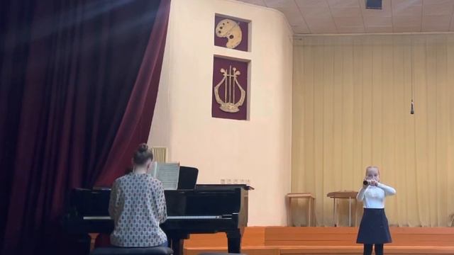 Гусарова Виктория