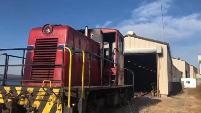 GE 95 Ton Center Cab Locomotive Class BB 190/190 #24671 смотреть онлайн