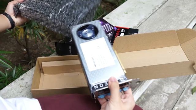 Sapphire Radeon RX 470 Quick Unboxing смотреть онлайн