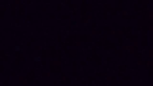 мая камера упала с кровати извените шо говарю не по рускаму просто я знаю онглиский