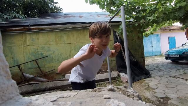 КАК НАУЧИТЬСЯ ДЕЛАТЬ ВЫХОД СИЛОЙ КУВЫРКОМ!!!