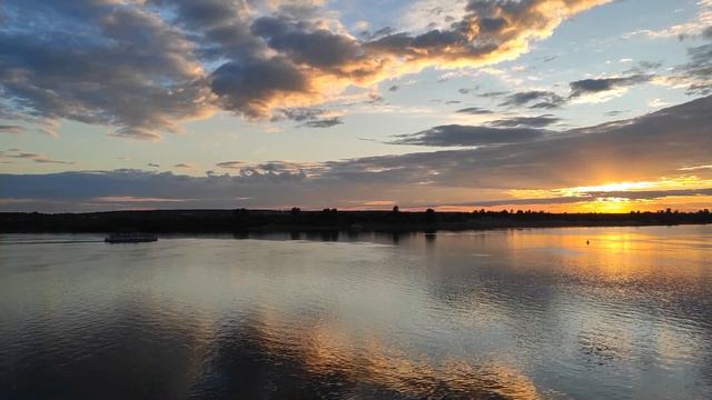 Закат на Томи смотреть онлайн