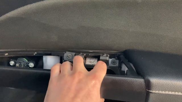 Як зняти карту передньої дверки Ford Fusion/Как снять карту передней двери Форд Фюжен смотреть онлайн