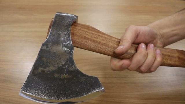 Топор "Дровосек 2" Сталь У8+ХВГ. Топорище дерево Сапеле. смотреть онлайн