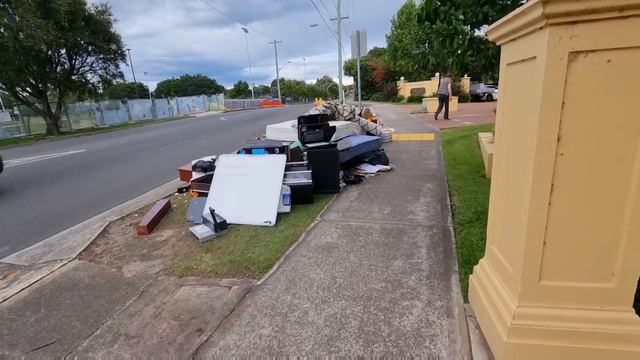 В пятнах , но живая . Последние новости из Австралии 2021 .Элла Австралия