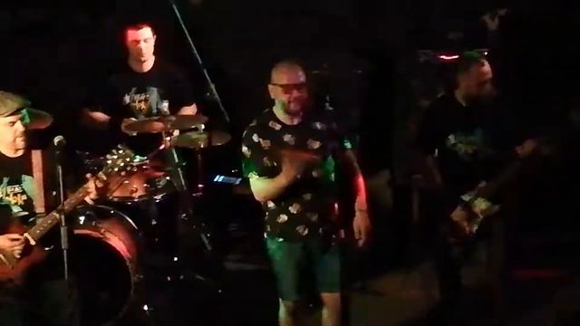 Just drums. / просто барабаны смотреть онлайн