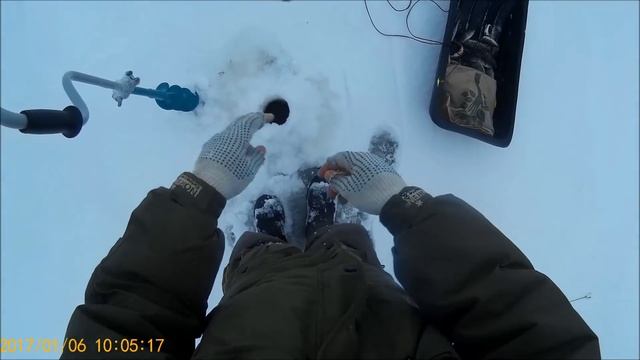Ловля окуня на блесну | Рыбалка в Тамбове | Открытие сезона 2017 смотреть онлайн