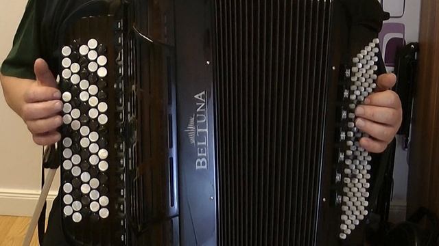 КОРОТКО О ПЯТИРЯДНОМ БАЯНЕ смотреть онлайн