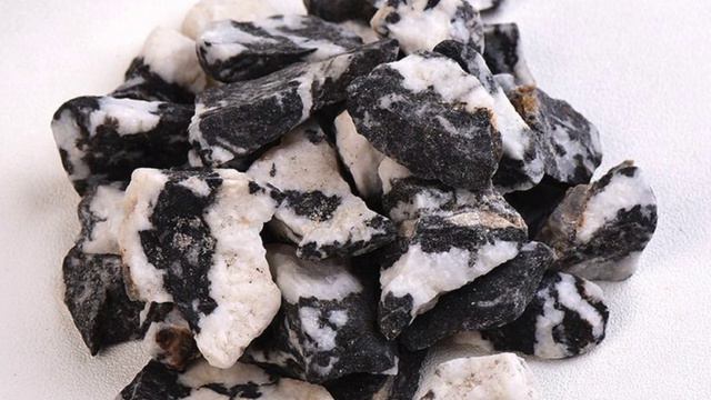 Zebra Rock Meaning Benefits and Spiritual Properties смотреть онлайн
