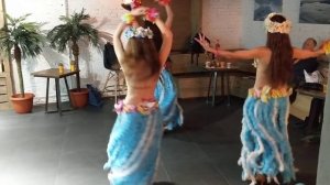 Гавайский танец: Мастер-класс и Обучение на вечеринке от Клуба Путешественников