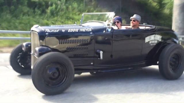 Hot Rod driving Ford 32 roadster with Tomas Appelgren смотреть онлайн