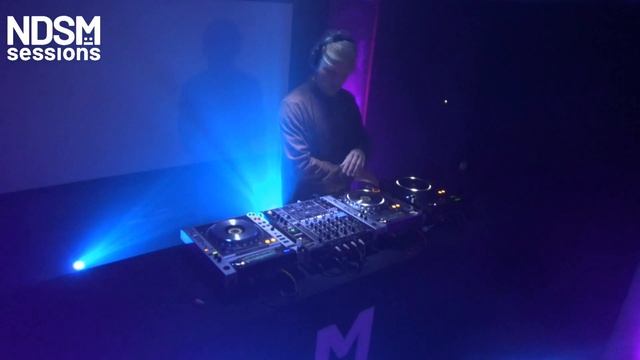 The White Fox | Rose Flower at NDSM Sessions смотреть онлайн