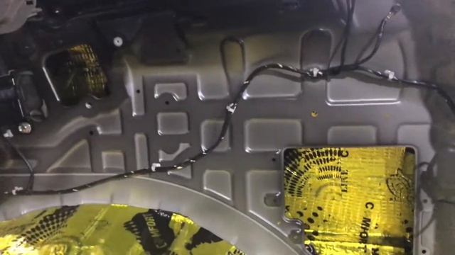 SsangYong Kyron шумка багажника. В качестве небольших недочетов машины, указывалась штатная шумка смотреть онлайн