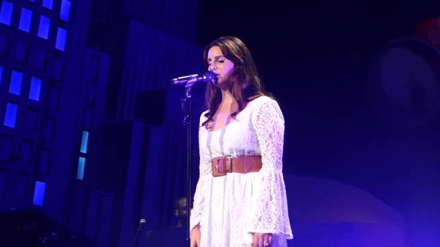 Lana Del Rey (Live) - Shades Of Cool (Endless Summer Tour) - Xfinity Center