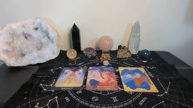 Restore balance & ensure all is aligned within and around you - Oracle Card Reading смотреть онлайн