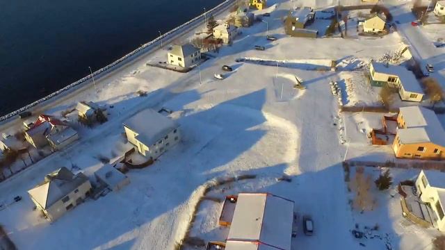 Phantom 3 standard flight over my hometown Patreksfjordur in iceland смотреть онлайн