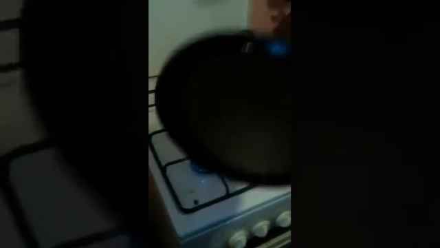 Мастер класс по переворачиванию блинов в воздухе