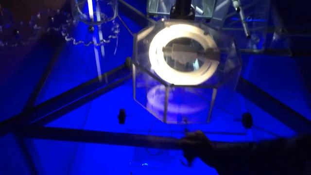 Беспроводная передача энергии смотреть онлайн