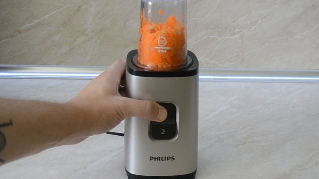 Philips HR2604/80 - измельчение твердых продуктов смотреть онлайн