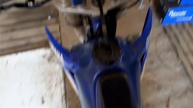 Yamaha WR250F. Работа сцепления. смотреть онлайн