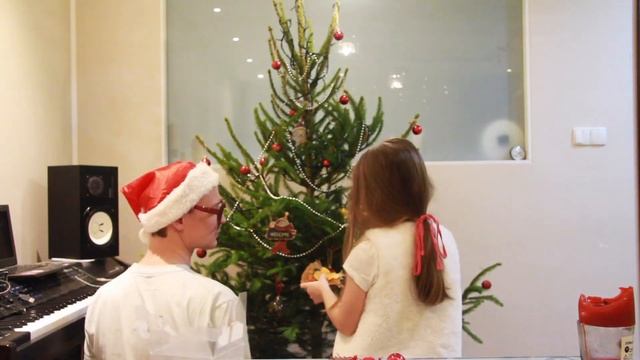 Наряжаем елку на Новый год 2019! С Новым годом! смотреть онлайн