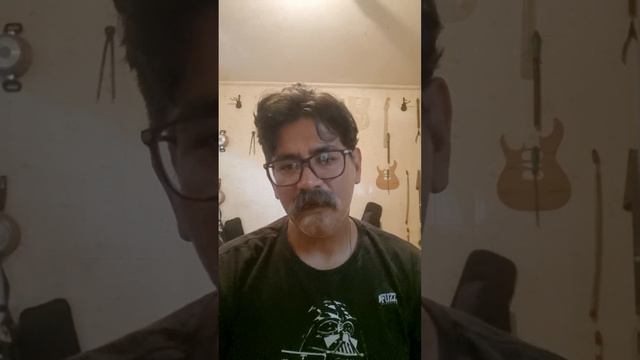Luthier tira dúvida #69 DÚVIDA SOBRE BAIXO STRINBERG смотреть онлайн