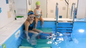 Страх воды у детей: КАК преодолеть? / 5 шагов для адаптации ребёнка к воде