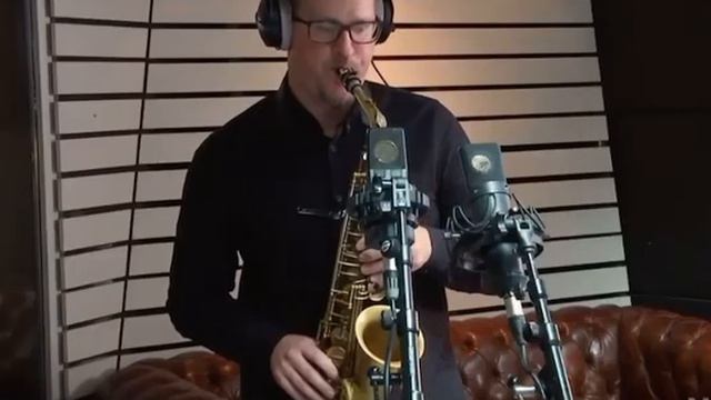 10MFAN ARTIST Fredrik Kronkvist absolutely loving his 10MFAN Daddy-O 6 tip alto mouthpiece!￼ смотреть онлайн