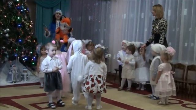 Утренник в ДОУ 20 Узловая 25 12 2013г смотреть онлайн