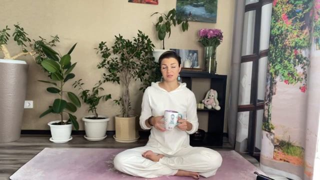 Здоровый, гибкий позвоночник-основа здоровья всего организма. 15 минутный комплекс на каждый день смотреть онлайн