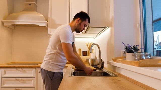 Готовим картошку по-деревенски на кухне от «Dуэт». смотреть онлайн