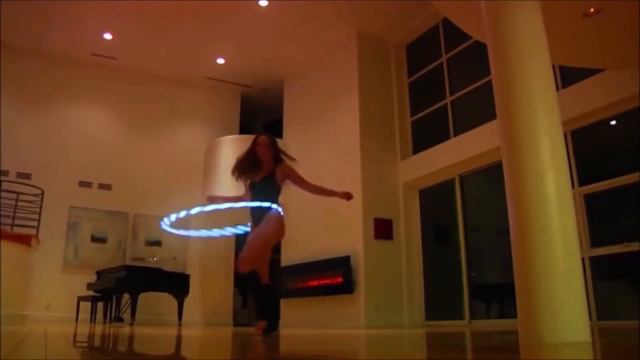 REMY LACROIX. HULA HOOP. DANCE смотреть онлайн