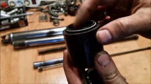 Мотоцикл Урал #35 Разборка перьев вилки