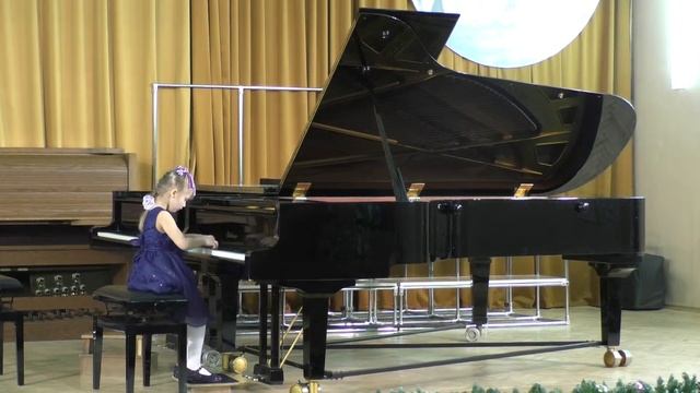 П.И. Чайковский Мазурка. Романовская Катя. 6 лет 2015.12.25 смотреть онлайн