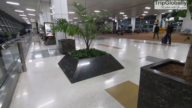 DELHI Airport Terminal 3 Guide | T3 Domestic Departure Tour | After Security Check to Boarding Gat смотреть онлайн