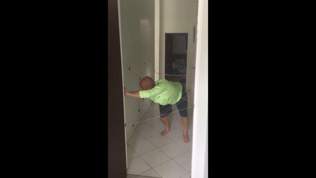 shortest time on obstacle course wins the mystery safe смотреть онлайн