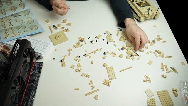 Kazi KY82011 Tiger - Lego Alternative смотреть онлайн