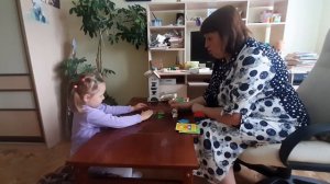 Занятие с логопедом. Запуск речи у неговорящего ребенка